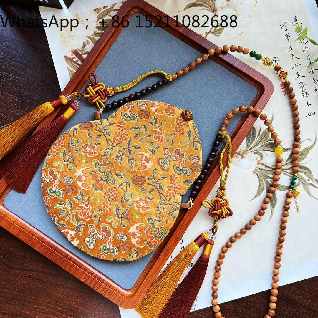 Phone Accessories Hanger - กระเป๋าผ้าปักลายสไตล์จีนโบราณ LLY พร้อมสายสะพายแบบมีพู่ สำหรับใส่โทรศัพท์มือถือ ชุดฮั่นฝู และกี่เพ้า